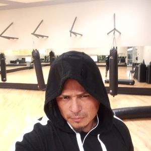 Meet your Posher, Simon